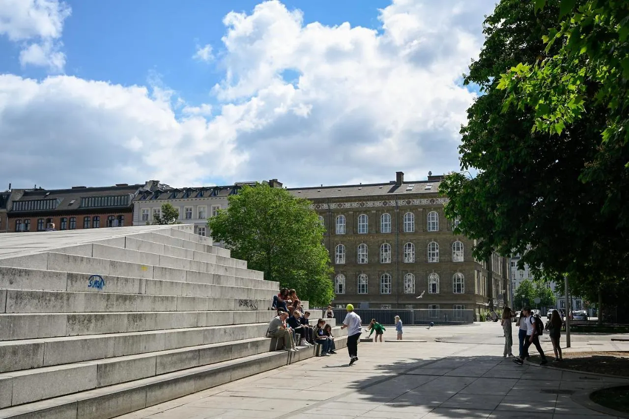 Sanders Lake - Pleasant Two-Bedroom Apartment In Downtown Copenhagen Denmark
