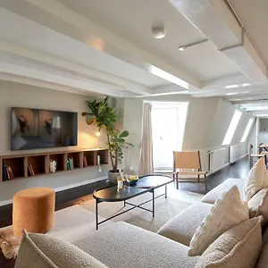  Apartment Luxury Penthouse - Private Balcony - Heart Of